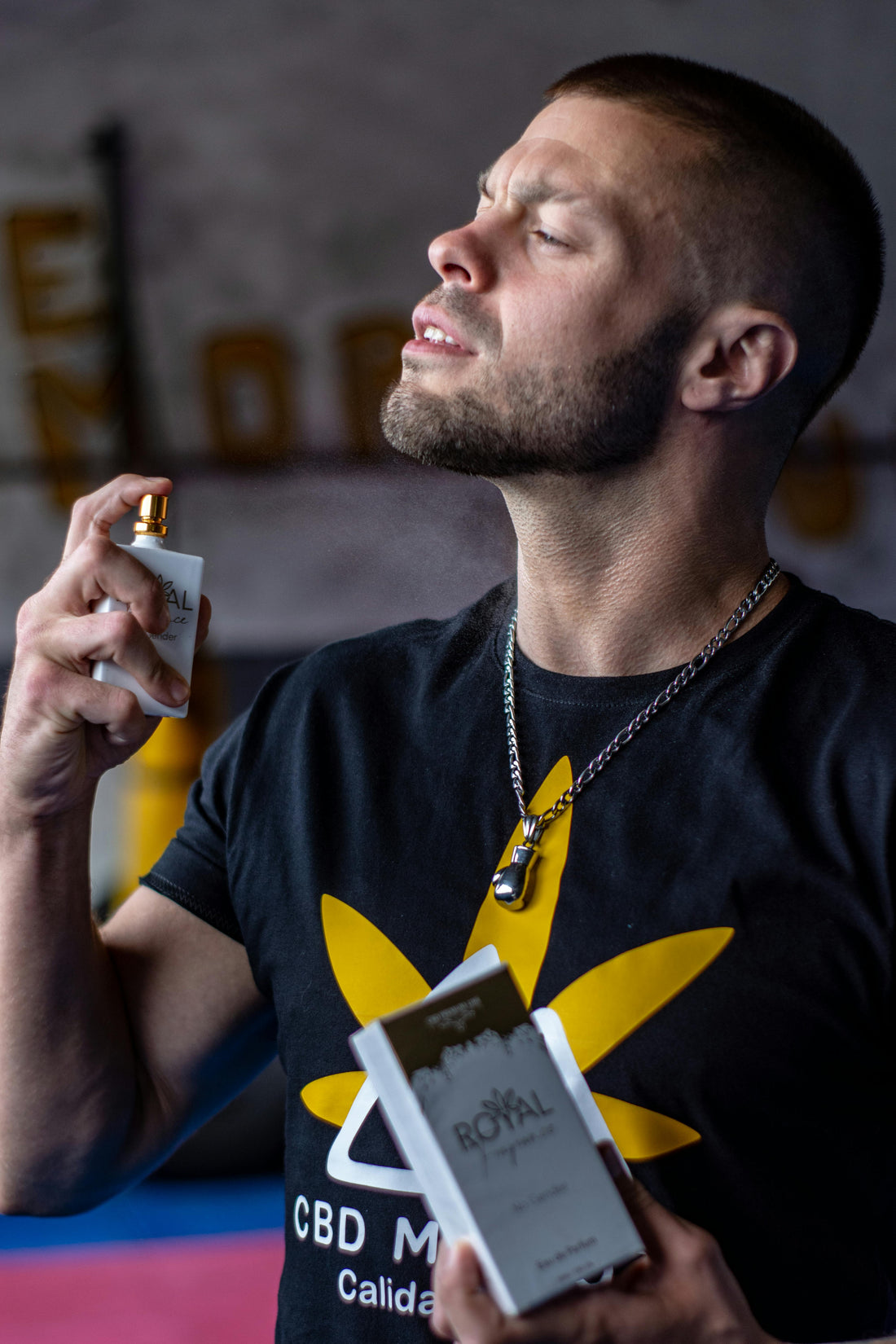 💧 Sådan Påfører Du Parfume Korrekt – Din Guide til Langvarig Duft